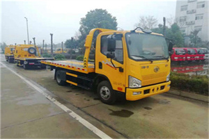 吉木萨尔附近24小时救援车电话