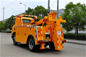 吉木萨尔高速路拖车费